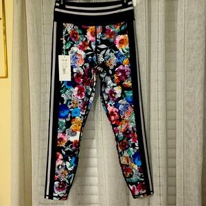 NWT!! JOHNNY WAS “BEE” active leggings